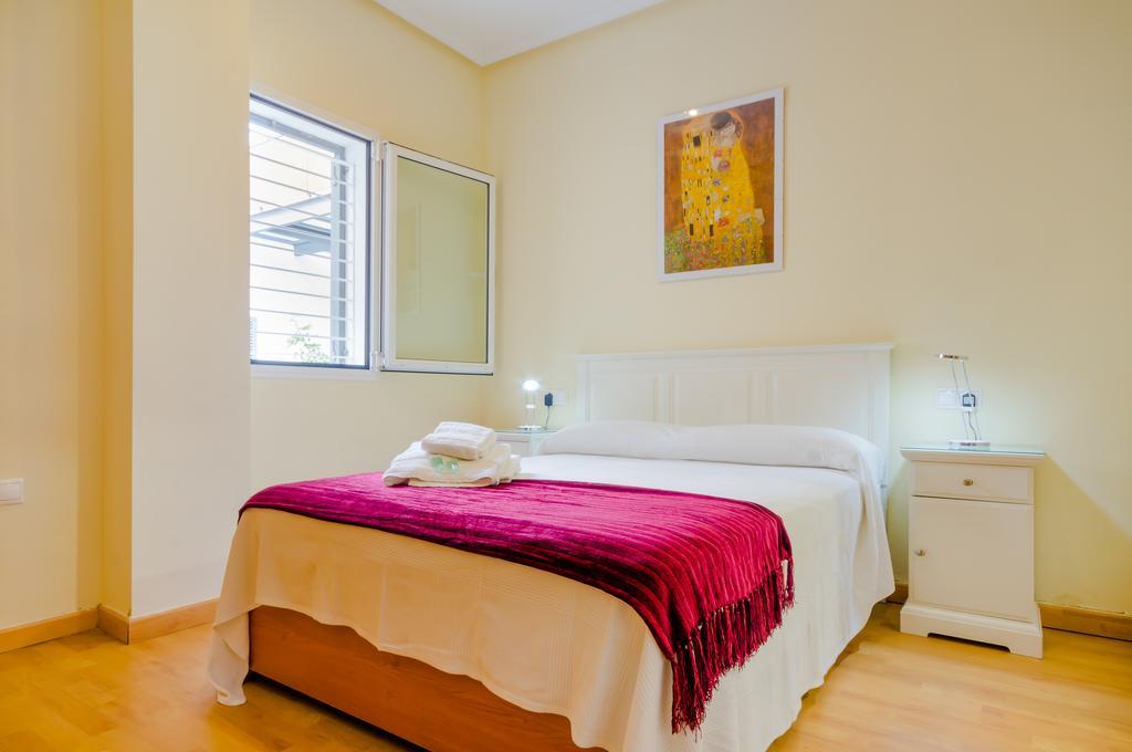 Apartamentos Ribera Del Puerto El Puerto de Santa Maria Room photo